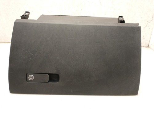 Mercedes class glove - box, a