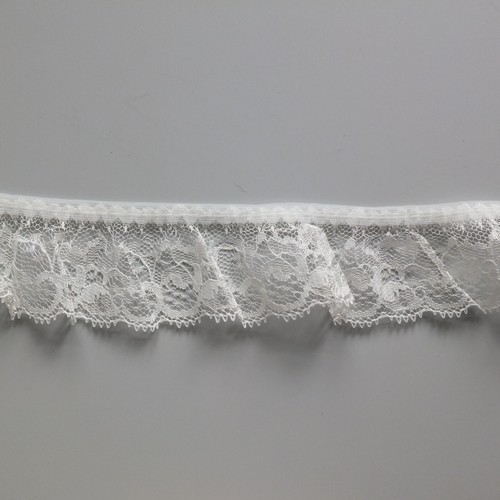 Ivory gathered lace scallop - ivory,