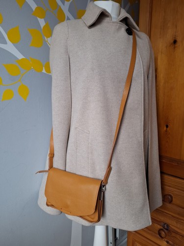Clarks tan leather small - clarks,