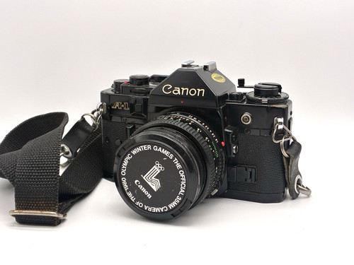 Canon 35mm film slr camera - 35mm,
