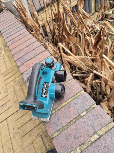 Makita dkp180z lxt 18v ion - dkp180z,