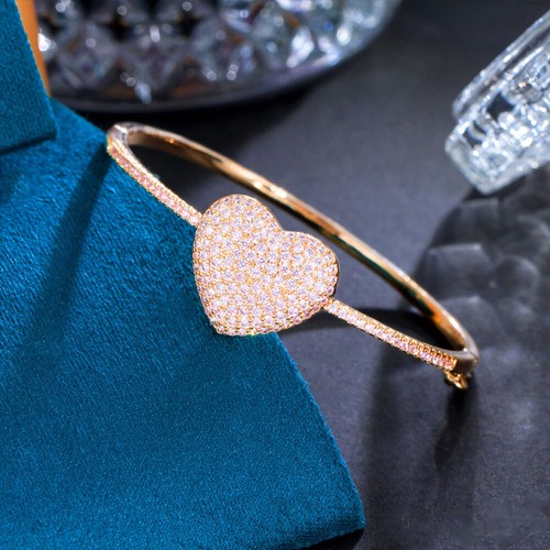 Bling cubic zirconia - cubic,
