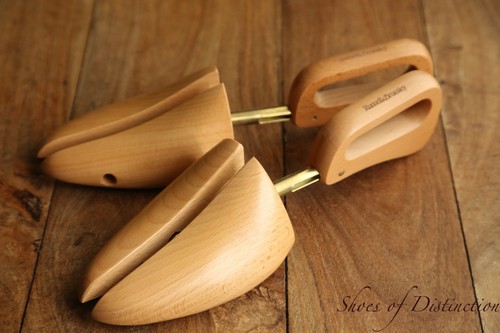 Russell bromley wooden - &,