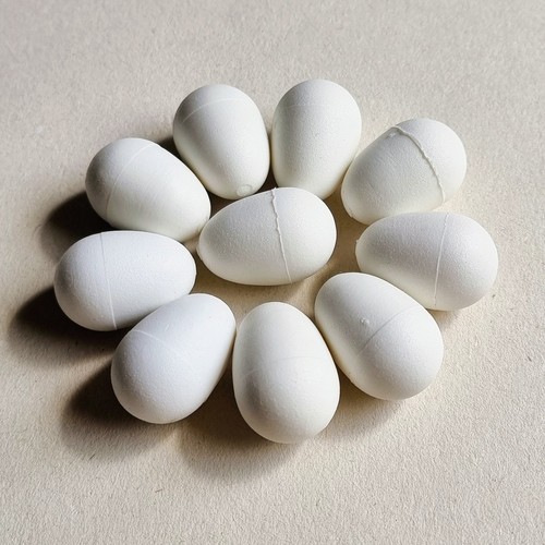 Dummy solid plastic budgie - plastic,