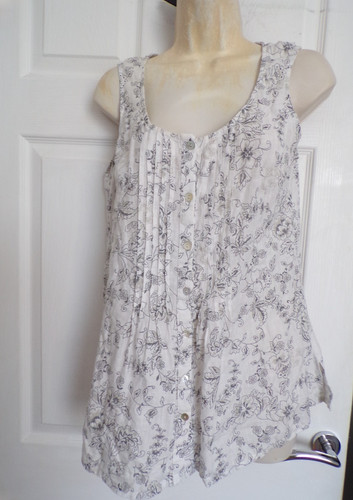 East 100 linen - east,