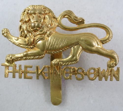 Military cap badge - cap, king's