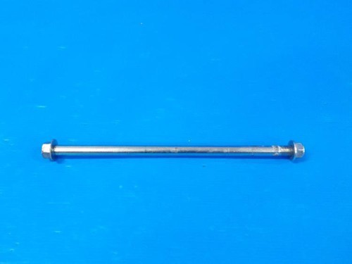 Swingarm pivot yamaha yzf - swingarm,
