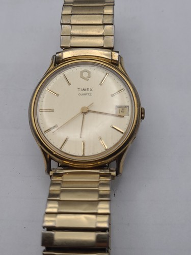 Vintage timex watch - timex, q