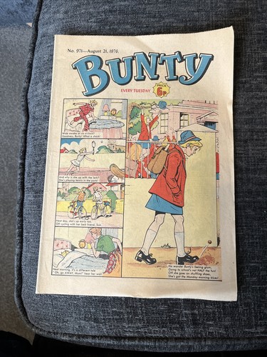Bunty comic august 1976 - -,