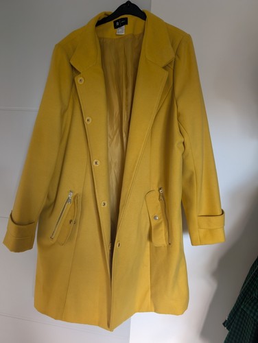 Redoute yellow fall winter - la,