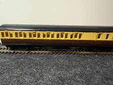 Graham Farish (Grafar) - GWR Suburban Composite Coach - OO Gauge - Pre-Owned