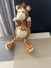 Russ GIRAFFE Small Plush Soft Toy With Heart On Its Chest