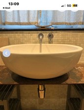Bathroom round ceramic sink