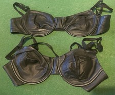 Elegant Moments  lot of 2