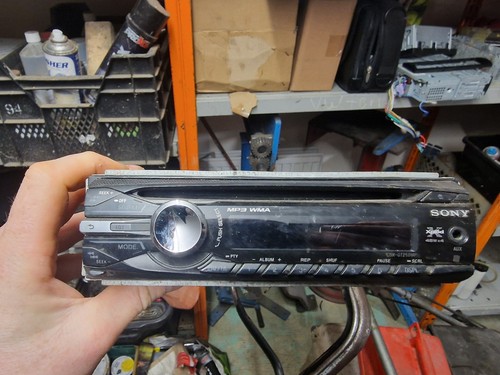 Sony xplod cdx gt250mp - sony,