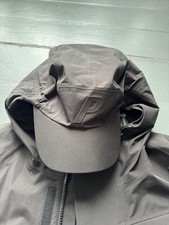 PALACE GORE-TEX P CAP JACKET