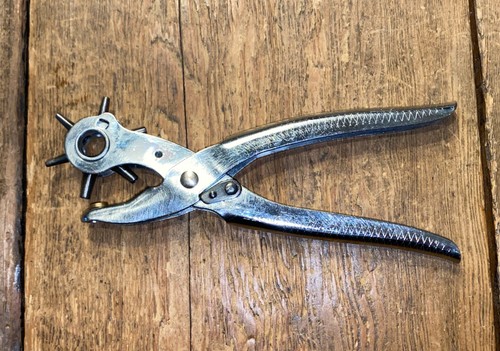 Vintage hole punch pliers - punch,