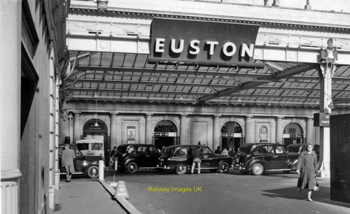 Railway photo main entrance - photo,