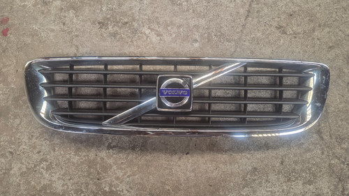 Volvo v50 s40 front radiator - volvo,