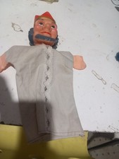 Punch & Judy Style King Hand