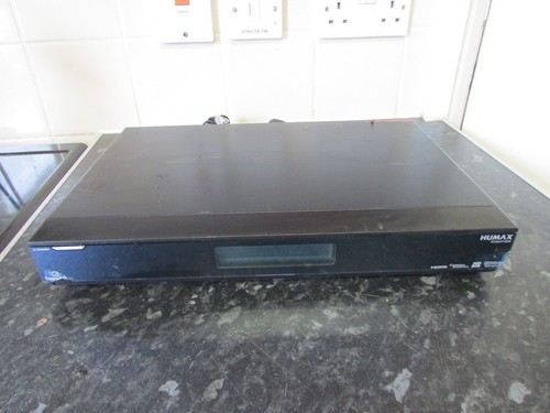 Humax foxsat hdr 320gb - 320gb, twin