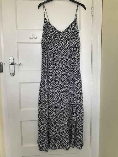 Primark floral navy white - navy, &