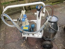 Electric Goat Milking Machine with Pulsation Vacuum Pump