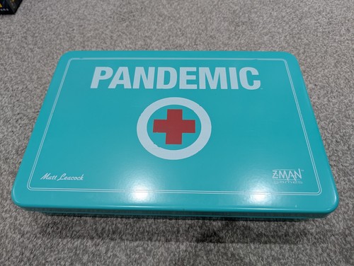 Pandemic board game deluxe - board,