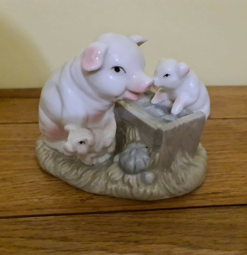 Woolbro pig and piglet - pig,