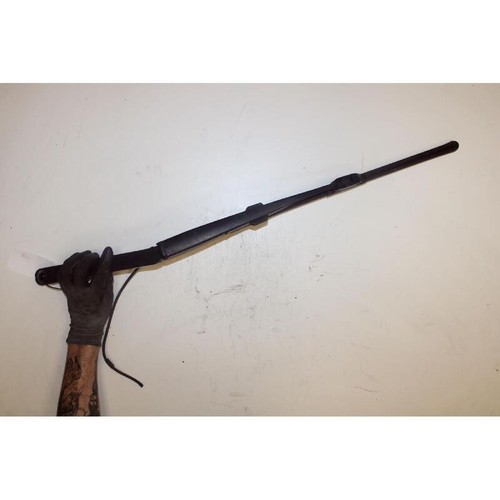 Front wiper arm - wiper, nissan