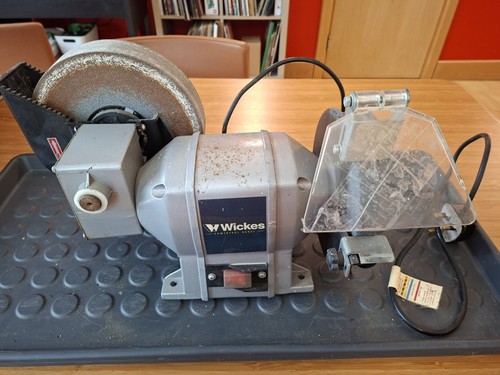 Wickes 370w 230v wet - 6", dry