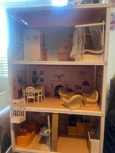 Sindy doll house vintage 1980 - doll,