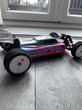 Associated B74 1/10 Racing
