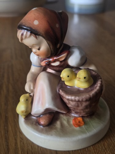 Vintage goebel hummel figurine - vintage,