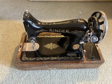 Singer Vintage Sewing Machine
