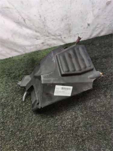 8200129136 fuse relay box - fuse/relay,