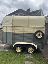 Converted Horsebox Drinks Trailer Ready To Go