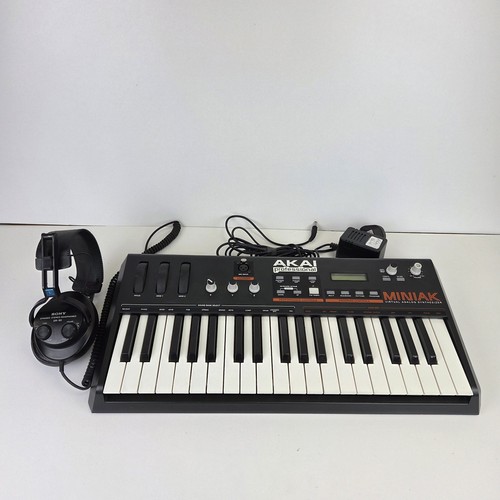 Akai miniak synthesizer - miniak,