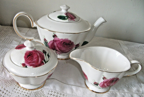 Bone china pink - china, roses