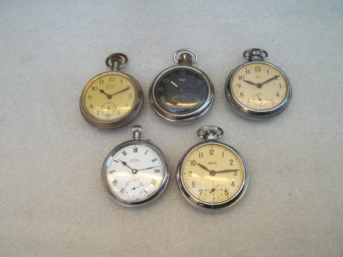 Five vintage pocket watches - x,