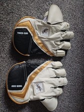 Cricket Wicket Keeping Gloves