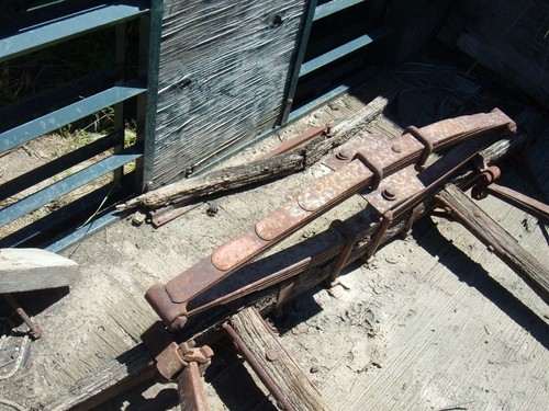 Rear spring for platform - rear,