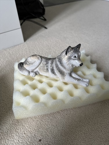 John beswick wolf lying jbdw4 - beswick,