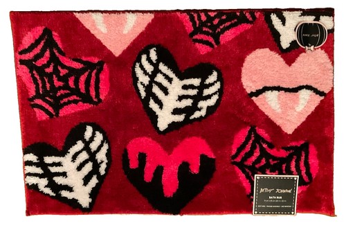 Betsey johnson hearts - betsey,
