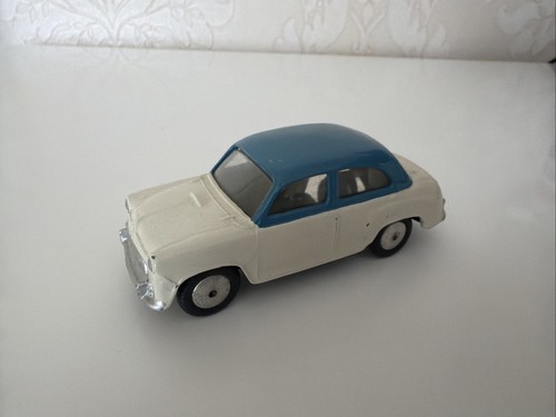 Corgi toys 202 morris - no.202,