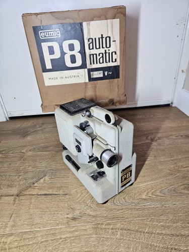 Eumig standard 8 movie - p8, m