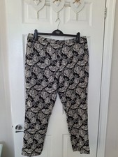 TU Women's Black/Grey Floral
