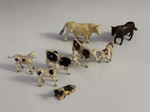 Vintage unbranded farm animals - unbranded,
