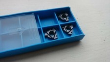 3 Kennametal threading inserts