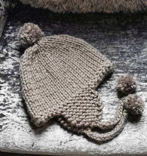 Hand knitted adults medium - hand,